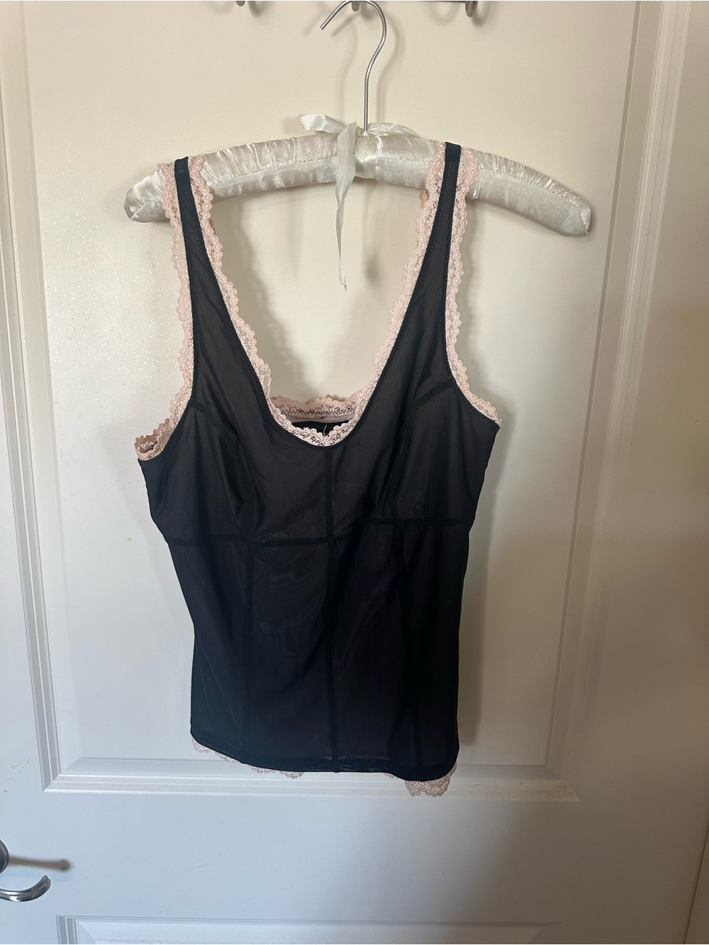 Y2k Express Lace-Trim Camisole Tank Top - Black with Pale Pink Trim